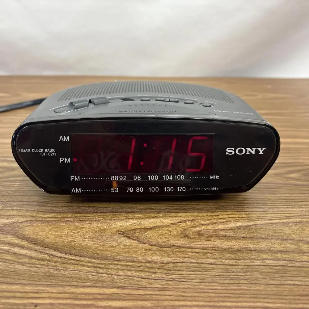 Sony Dream Machine FM/AM Digital Alarm Clock Radio ICF-C211 1980s Vintage